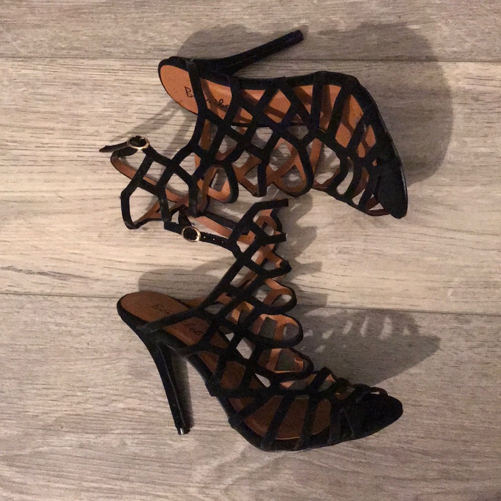 Cage heels